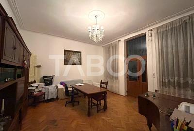 Apartament de vanzare cu 5 camere garaj zona Central din Sibiu - 2