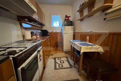 Casă cu 6 camere cu Teren 1858 Mp în Central - 4