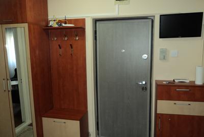 Apartament 2 camere, decomandat, etaj 2 , Zona Nord - 12