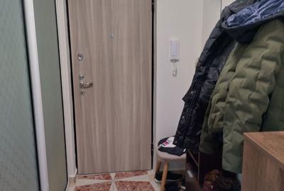 Apartament cu 2 camere semidecomandat în Hipodrom