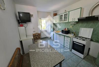 Apartament 2  camere decomandat Etaj 3 - 3