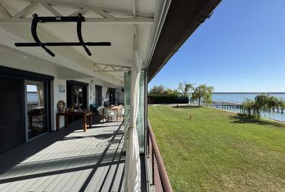 Superb | Locuinta langa lac, cu terasa, peluza si ponton - 8