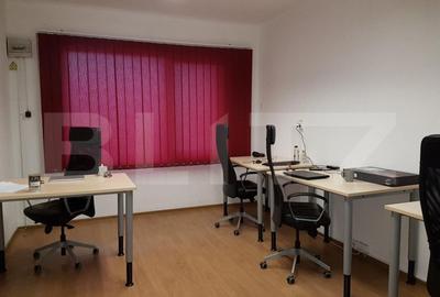 Spațiu comercial, de 420 mp, în Central - 12