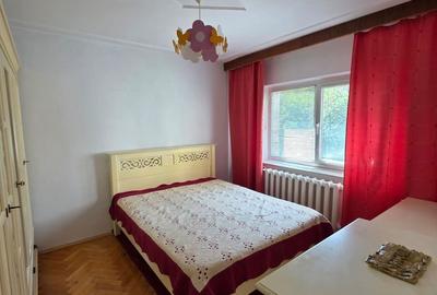 Apartament cu 3 camere decomandat în Tătărași - 13