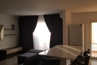 Inchiriez apartament cu 3camere - 3