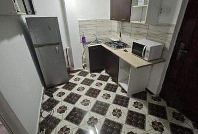 Garsonieră decomandată în Central - 3