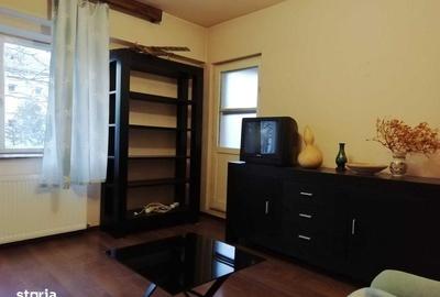 Garsonieră în Central