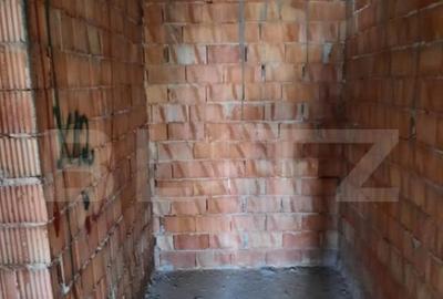 Casa la ro?u de vanzare 242mp construiti, 500 mp teren ?? - 1