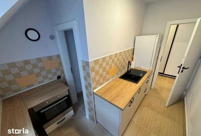 Apartament cu 3 camere semidecomandat, mobilat în Central - 1