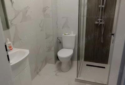 Apartament cu 3 camere decomandat în Central - 1