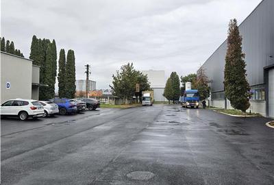 Spațiu industrial, de 2,600 mp, în Industrial Est - 2