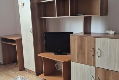 Garsonieră decomandată în Vasile Aaron - 2