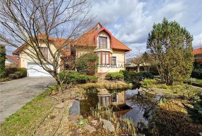 Casa 9 camere,6 bai,mobilat complet lux,Sangeorgiu De Mures