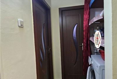 Apartament cu 3 camere decomandat în Vasile Aaron - 4