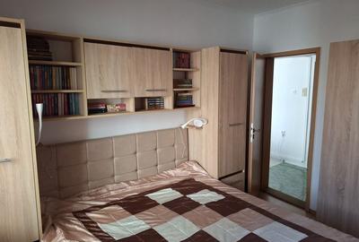 Apartament cu 3 camere semidecomandat, mobilat în Cetate - 4
