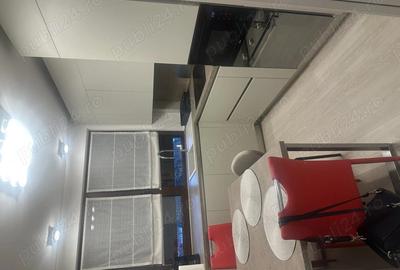 Apartament cu 3 camere decomandat în Cornișa - 3