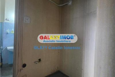 Apartament cu 3 camere decomandat în Drumul Taberei - 6