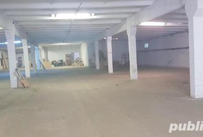 Spațiu comercial, de 1,900 mp, în Central - 1