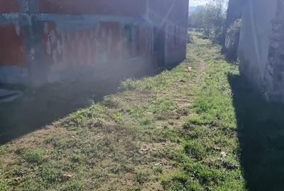 Casă cu 4 camere în Ghighișeni