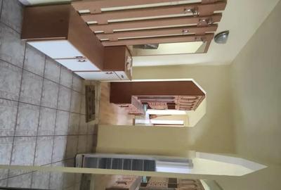 Apartament cu 4 camere semidecomandat în Central - 16