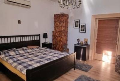 Casă cu 4 camere cu Teren 250 Mp în Stolnici - 5