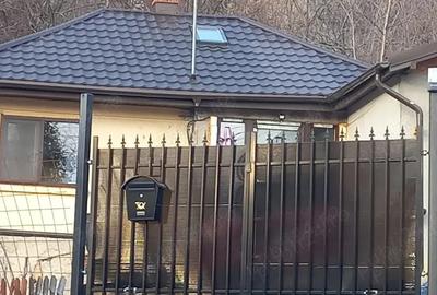 Ocazie: casa de vacanta sau locuinta permanenta in Doftana, zona linistita langa padure - 10