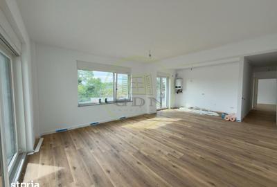 Apartament cu 3 camere decomandat în Siloz - 1