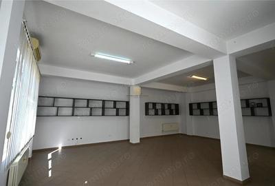 Spațiu comercial, de 82 mp, în Sud - 6