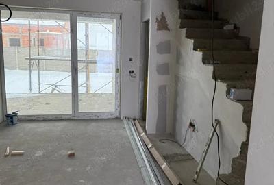 Casă cu 4 camere în Săcălaz - 2