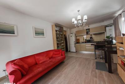 Apartament cu 3 camere decomandat în Central - 1