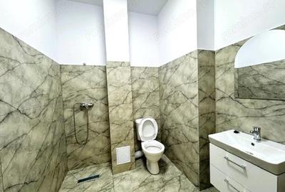 Spațiu comercial, de 180 mp, în Central - 4