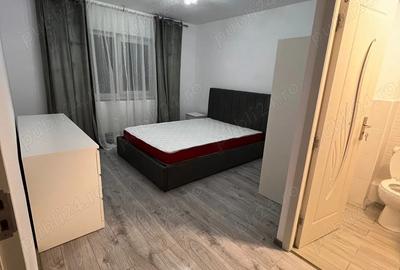 Inchiriez apartament cu 3 camere decomandat - 1