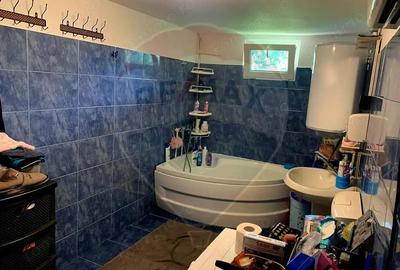 Casă cu Teren 1043 Mp în Dochia - 4