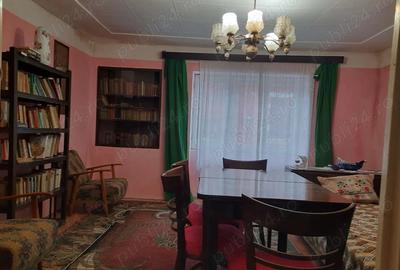 Casa 4 camere mobilate, garaj, gradina si atelier, zona Muncitoresc, Resita - 1