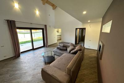 Duplex cu 4 camere cu Canalizare în Sud - 2