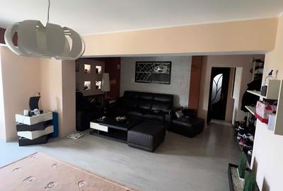 Apartament cu 2 camere decomandat în Mazepa 1 - 2