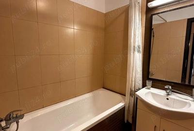 Inchiriez ap 3 c DECOMANDAT in Privilegio cu parcare subterana - 1