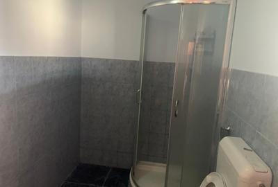 Casă cu 5 camere cu Teren 1400 Mp în Central - 8