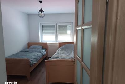 Spațiu comercial, de 380 mp, în Șeica Mare