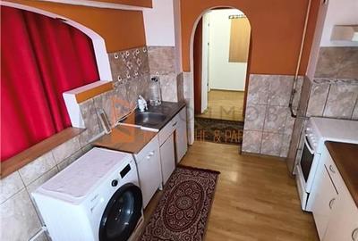 Apartament cu 2 camere decomandat, mobilat în Micro 3 - 7