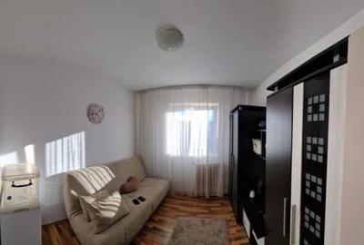 Garsonieră în Tractorul - 6