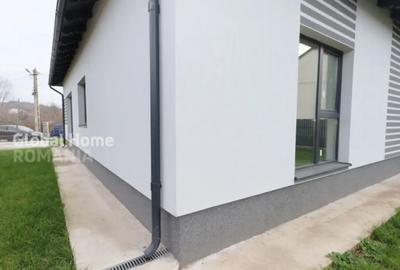 Casă cu 4 camere cu Teren 450 Mp în Cornu - 13