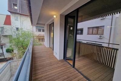 Apartament cu 3 camere semidecomandat în Dorobanți - 9