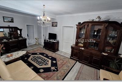 Casa de vanzare in localitatea Lazu - 9