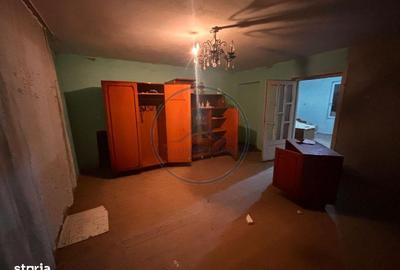 Casă cu 4 camere cu Teren 1600 Mp în Ciupercenii Noi - 6
