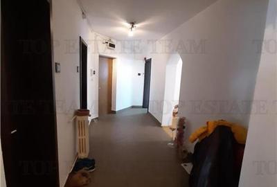 Apartament cu 3 camere decomandat, mobilat în Calea Călărașilor - 12
