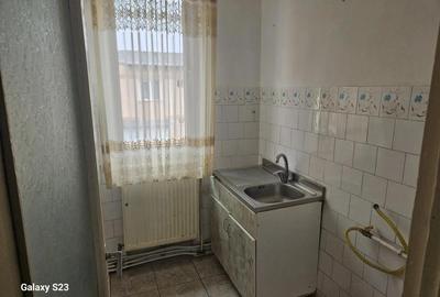 Apartament cu 2 camere decomandat în Dărmănești - 8