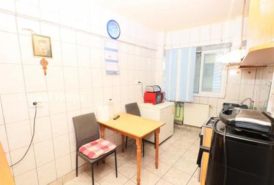 4 Camere 1 Mai-Titulescu | 105 mp | An 1982 | Vedere spate | - 8