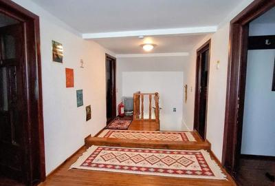 Casă cu 6 camere în Central - 4