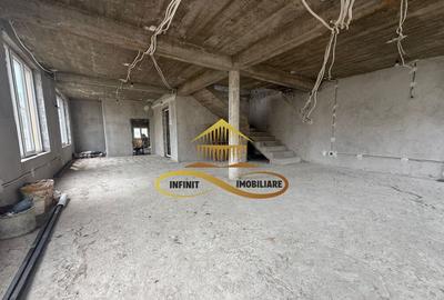 Casă cu 5 camere cu Teren 757 Mp în Luncani - 2